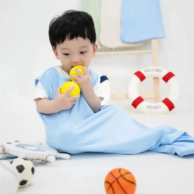 SwaddleAn™ 0.5 TOG Sleep Sack in our serene Blue Bell hue is that solution.