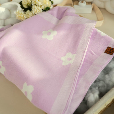 Daisy Jacquard Knit Baby Blanket