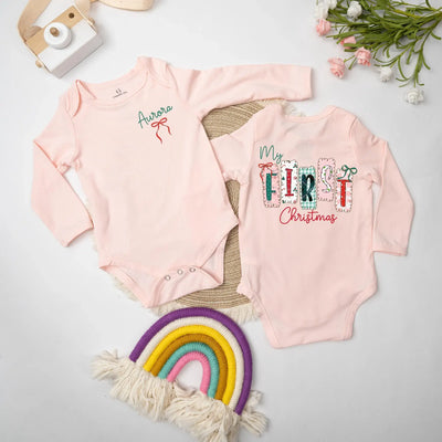 Personalized Girly First Christmas Bow Baby Bodysuit Bodysuit